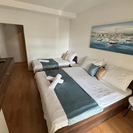 Kovac * Makarska